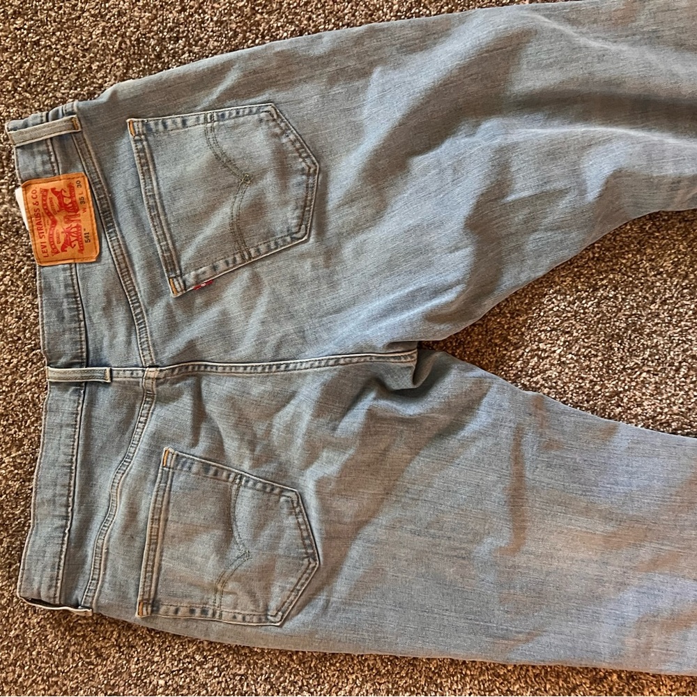 Levi's Light Blue Relaxed Fit Men's Jeans